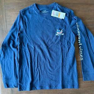 Vineyard Vines boys long sleeve hockey shirt NWT size S (8-10)